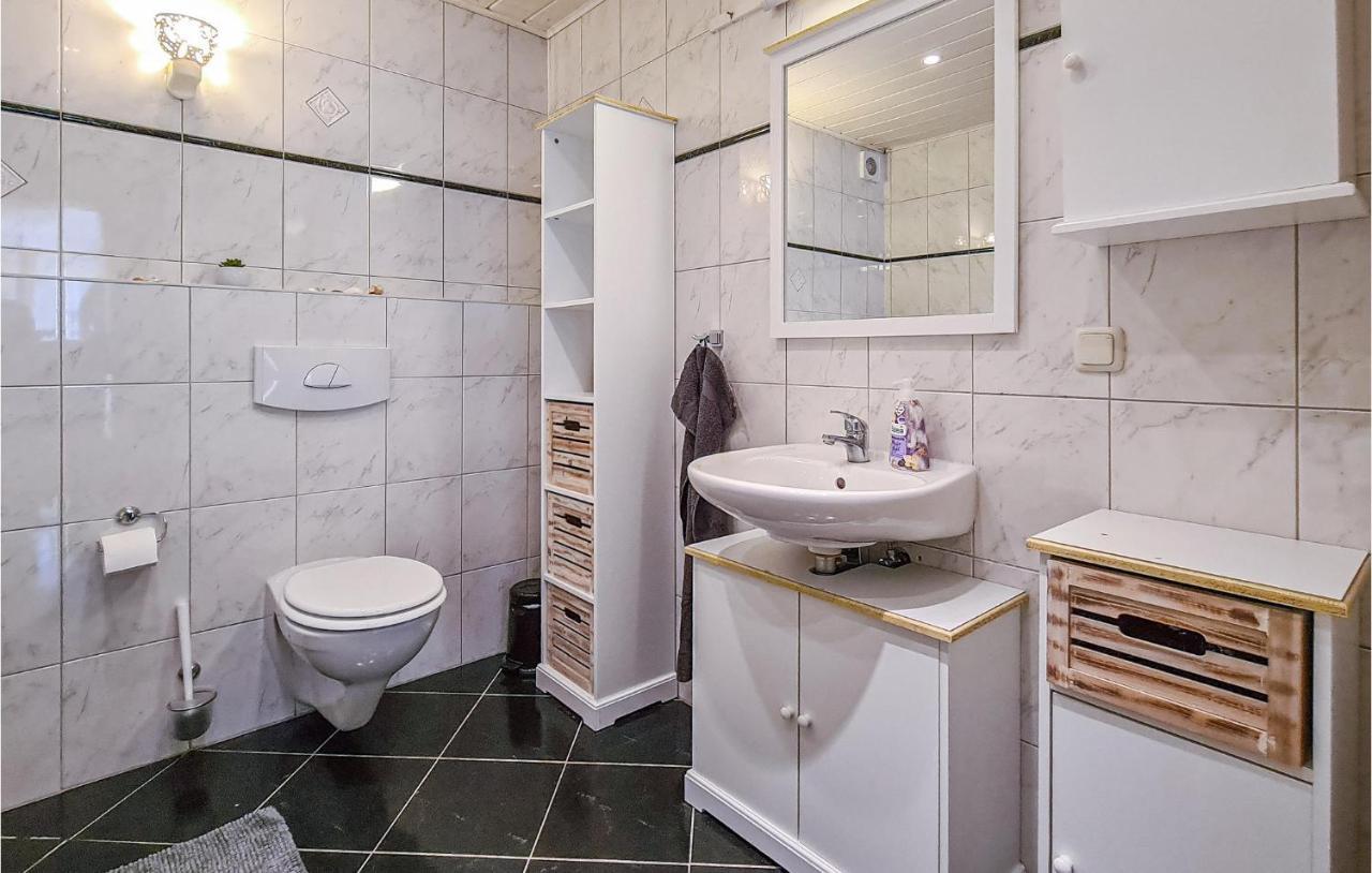 2 Bedroom Awesome Home In Kranichfeld Ngoại thất bức ảnh